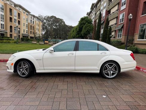 Used 2012 Mercedes-Benz S 63 AMG image 4