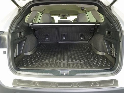 Certified 2025 Subaru Outback Premium w/ Popular Package #1A image 36