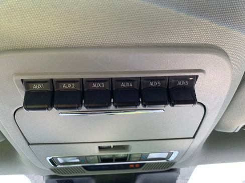 New 2026 Ford F250 Lariat w/ Black Appearance Package AWD/4WD image 17