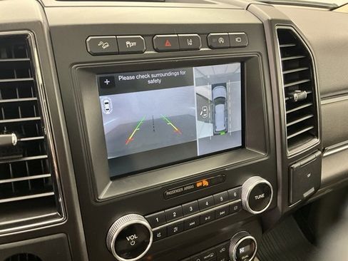 Used 2019 Ford Expedition Max Limited w/ Equipment Group 302A image 5