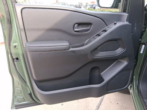 New 2026 Nissan Frontier SV image 21