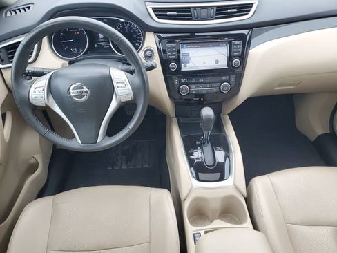 Used 2016 Nissan Rogue SL AWD/4WD image 12