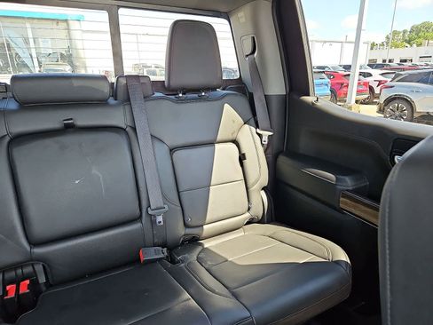 Used 2020 Chevrolet Silverado 1500 LT Trail Boss AWD/4WD image 15