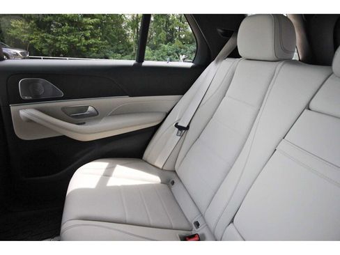 Used 2026 Mercedes-Benz GLE 350 4MATIC image 9