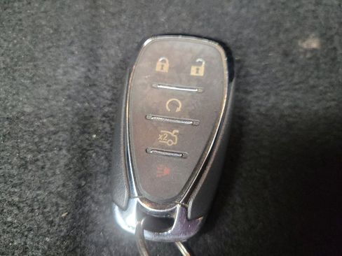 Used 2017 Chevrolet Cruze LT w/ Convenience Package FWD image 32