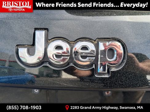 Used 2014 Jeep Grand Cherokee Laredo w/ Quick Order Package 23E AWD/4WD image 12