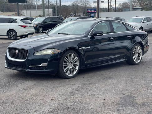 Used 2016 Jaguar XJ R-Sport image 3