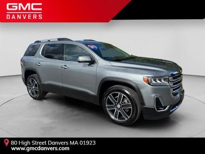Used 2023 GMC Acadia SLT w/ Preferred Package