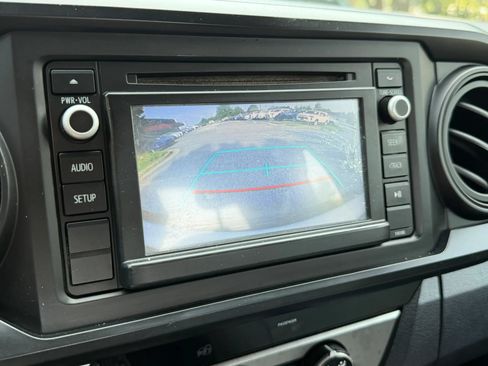 Used 2016 Toyota Tacoma SR RWD image 28
