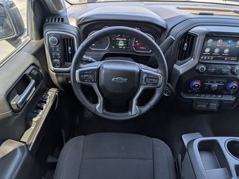 Used 2022 Chevrolet Silverado 1500 RST AWD/4WD image 16
