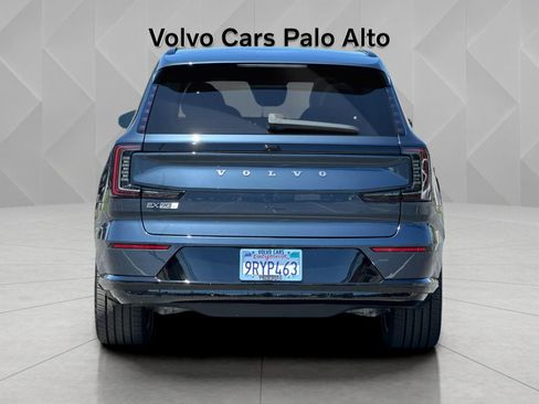 Used 2025 Volvo EX90 Ultra AWD/4WD image 11