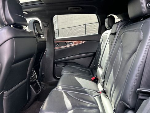 Used 2020 Lincoln Nautilus Reserve w/ Cargo Utility Package image 21