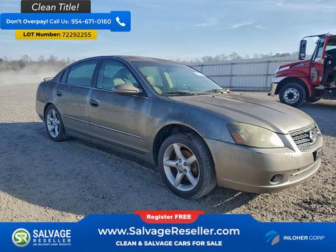 Used 2005 Nissan Altima 3.5 SE w/ (X02) Navigation Pkg image 5