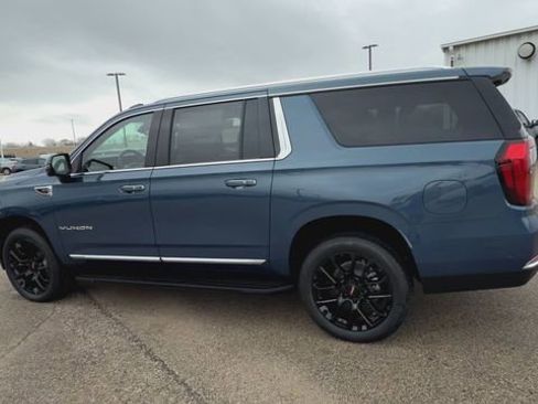 New 2026 GMC Yukon XL Elevation w/ Elevation Premium Package image 6