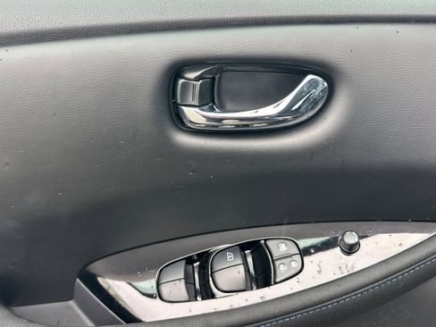 Certified 2024 Nissan Leaf SV Plus image 11