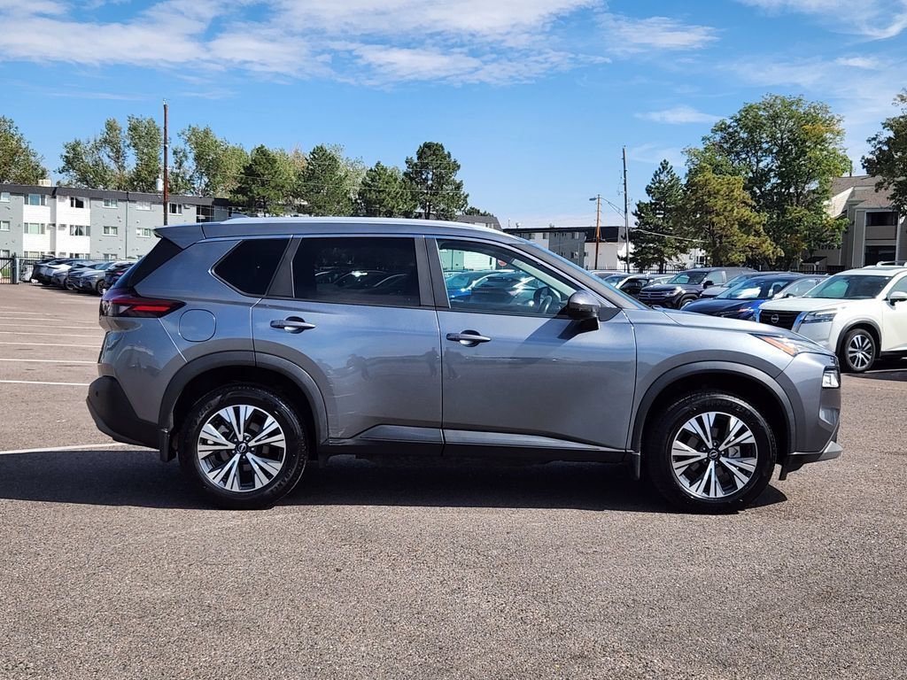 Certified 2023 Nissan Rogue SV w/ SV Premium Package AWD/4WD image 4