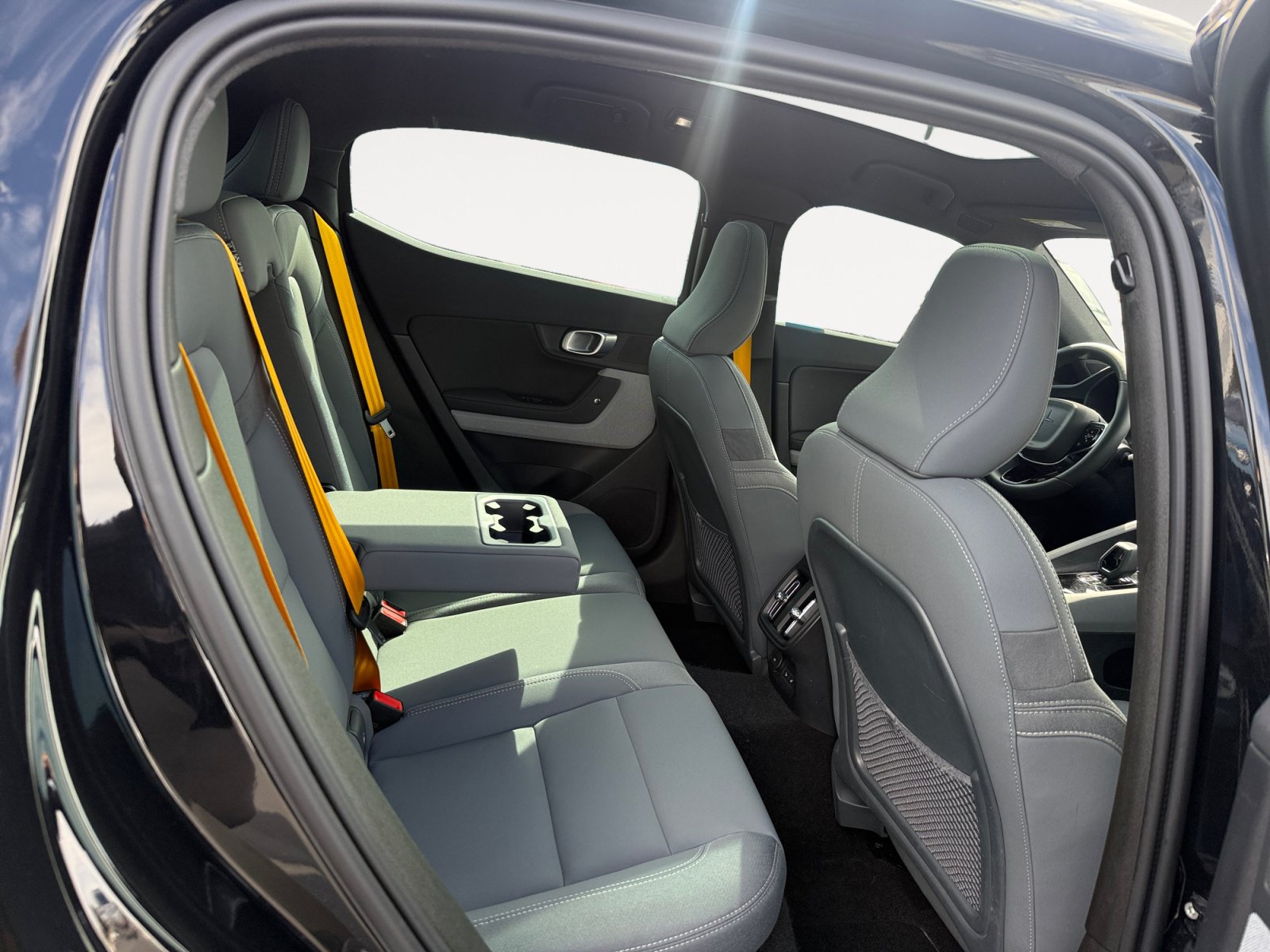 Used 2023 Polestar Polestar 2 w/ Pilot Pack AWD/4WD image 18