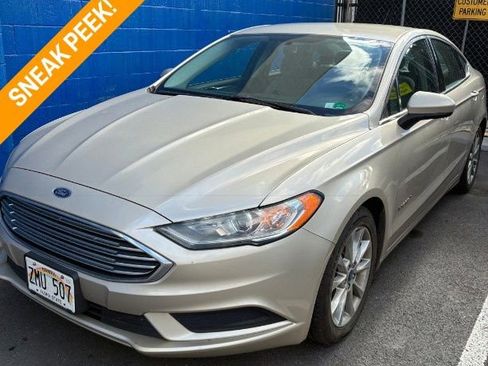 Used 2017 Ford Fusion S image 1