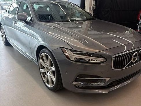 Used 2019 Volvo S90 T6 Inscription w/ Advanced Package AWD/4WD image 3