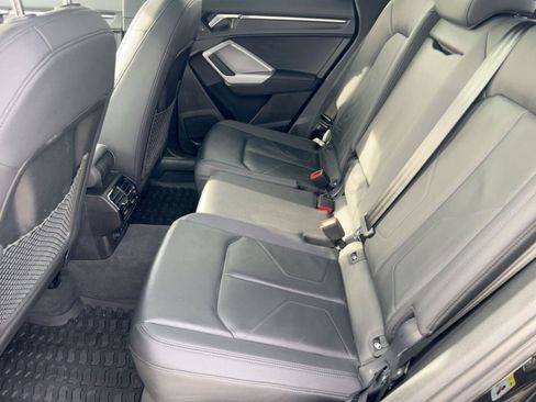 Certified 2025 Audi Q3 2.0T Premium w/ Convenience Package image 15