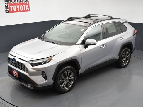 Used 2023 Toyota RAV4 Limited AWD/4WD image 33