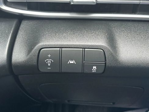 Used 2023 Hyundai Elantra SEL w/ Convenience Package image 46