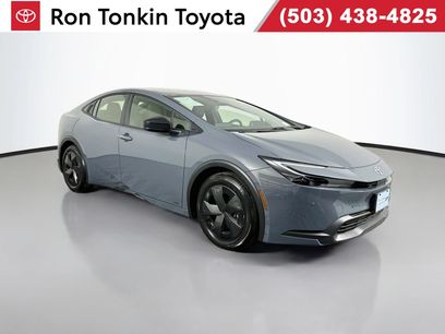 Used 2025 Toyota Prius LE