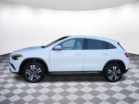 New 2026 Mercedes-Benz GLA 250 4MATIC image 2