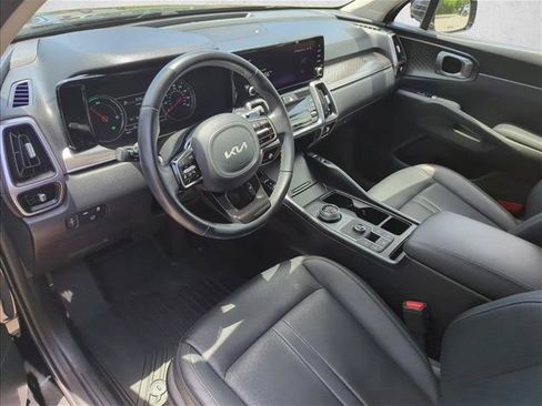 Used 2024 Kia Sorento EX AWD/4WD image 8