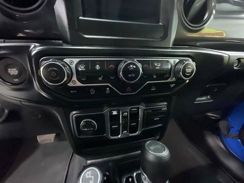 Used 2022 Jeep Wrangler Unlimited Sport AWD/4WD image 15