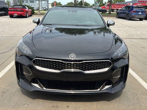 Used 2019 Kia Stinger GT2 AWD/4WD image 9
