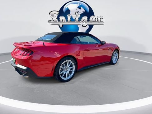 Used 2025 Ford Mustang GT Premium RWD image 9