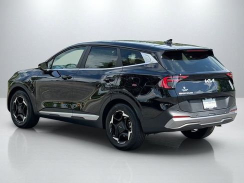 Certified 2026 Kia Sportage EX FWD image 5