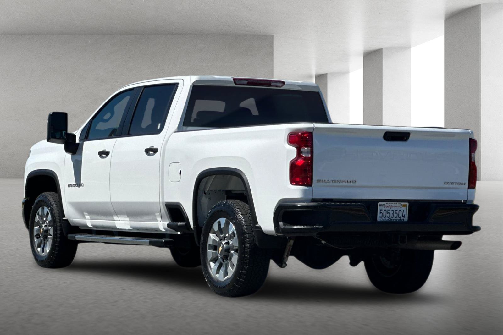 Used 2025 Chevrolet Silverado 2500 Custom w/ Z71 Off-Road Package AWD/4WD image 6