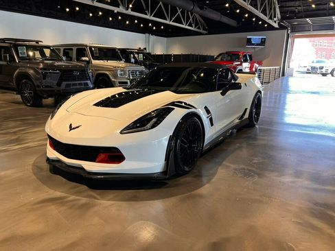 Used 2017 Chevrolet Corvette Grand Sport image 2