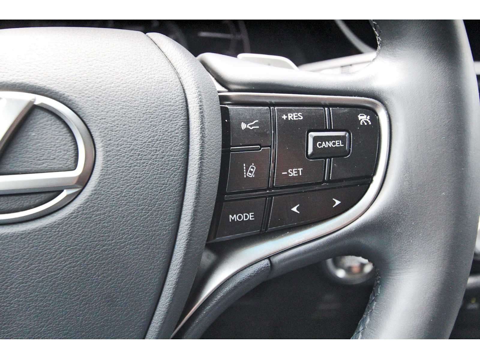 Used 2022 Lexus ES 350 w/ Premium Package FWD image 16
