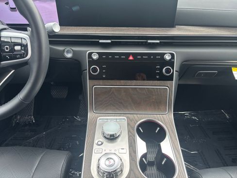 Used 2025 Genesis GV80 3.5T Advanced image 11