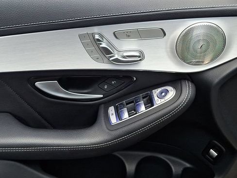 Used 2023 Mercedes-Benz GLC 300 4MATIC Coupe image 16