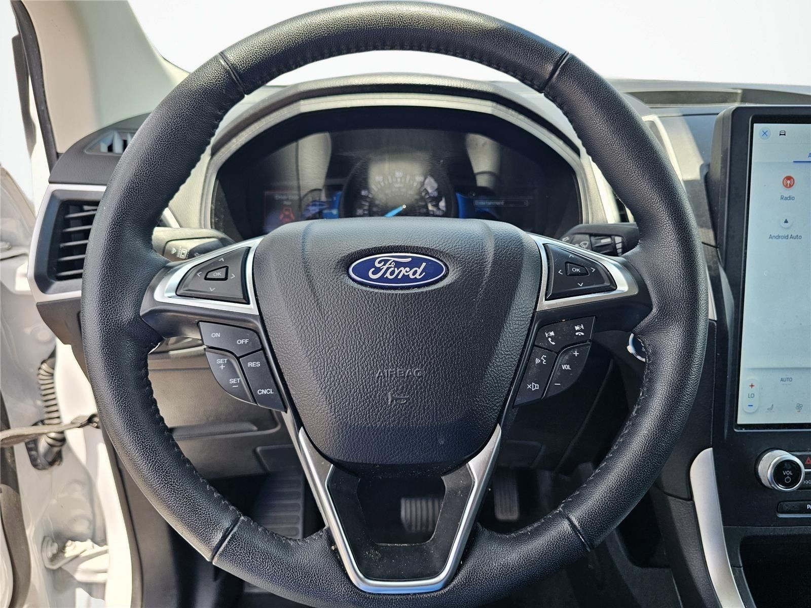 Used 2023 Ford Edge SEL w/ Sport Appearance Package AWD/4WD image 19