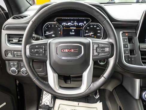 Used 2021 GMC Yukon XL SLT image 24