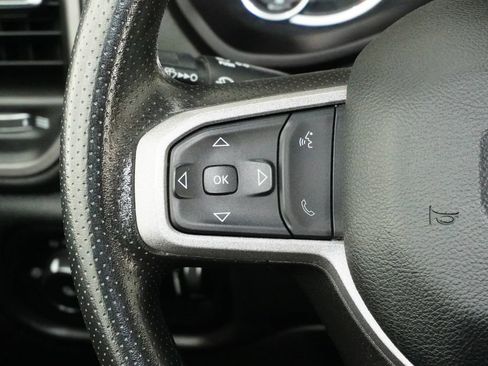 Used 2024 RAM 2500 Tradesman w/ Chrome Appearance Group image 22