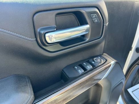 Used 2020 Chevrolet Silverado 1500 LT w/ Trailering Package image 11