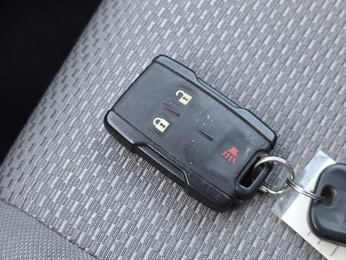 Used 2018 GMC Sierra 2500 4x4 Crew Cab w/ Sierra Convenience Package image 33