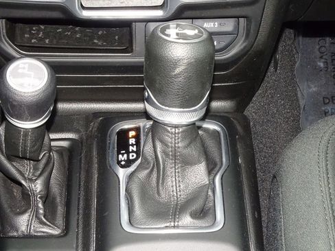 Used 2021 Jeep Wrangler Unlimited Sport image 34