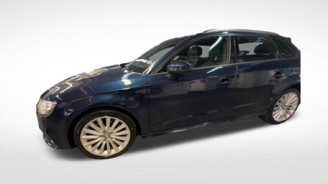 Used 2017 Audi A3 e-tron Premium w/ Sport Package FWD image 5