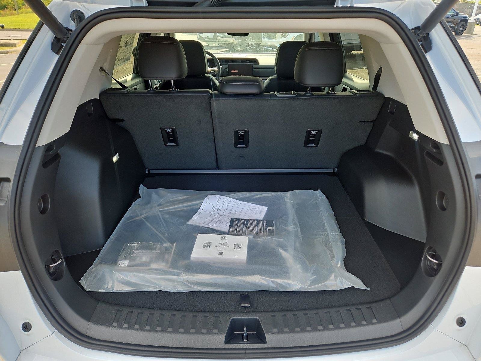 New 2027 GMC Terrain Denali AWD/4WD image 8