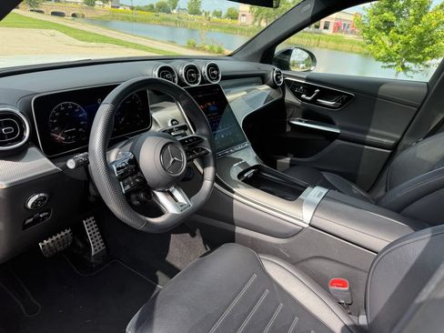 Used 2025 Mercedes-Benz GLC 43 AMG 4MATIC image 12