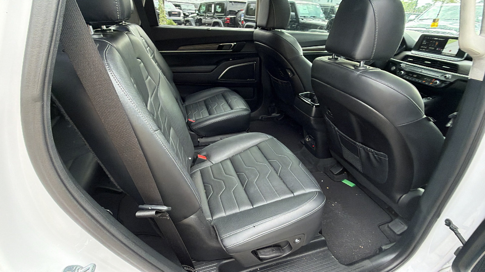 Used 2022 Kia Telluride SX w/ SX Prestige Package AWD/4WD image 22