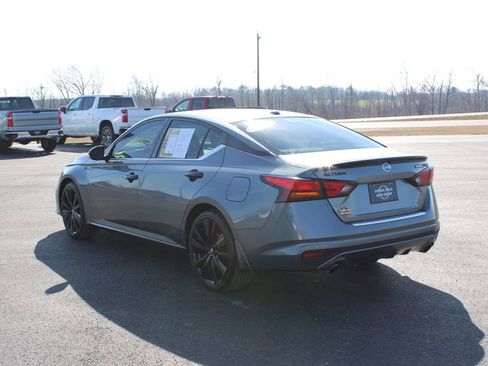 Used 2022 Nissan Altima 2.5 SR w/ Midnight Edition Package image 7