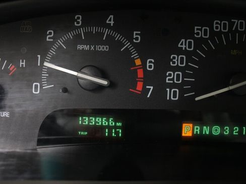 Used 2002 Buick Park Avenue FWD image 7
